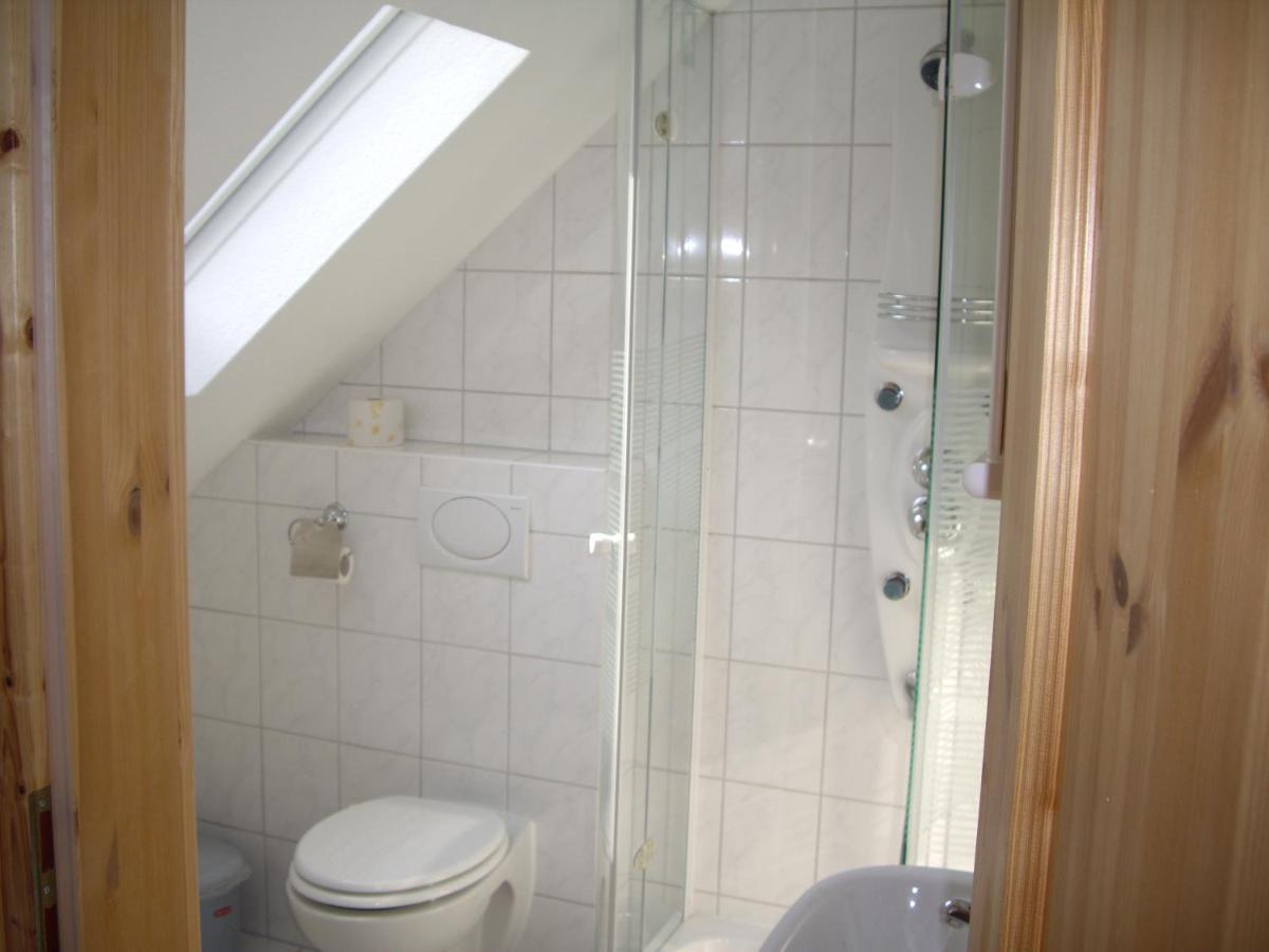 Landgasthof Zur Linde Munchhausen Esterno foto